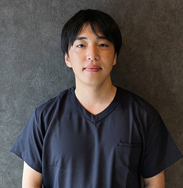 歯科技工士　高橋　央